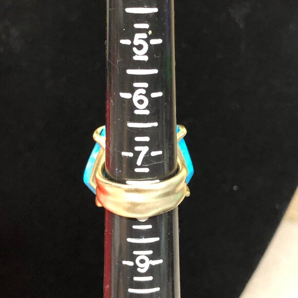 Kendra Scott Ring Large Blue Stone Size 8  ** - Picture 6 of 6